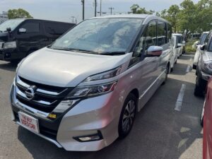 セレナハイウェイスター