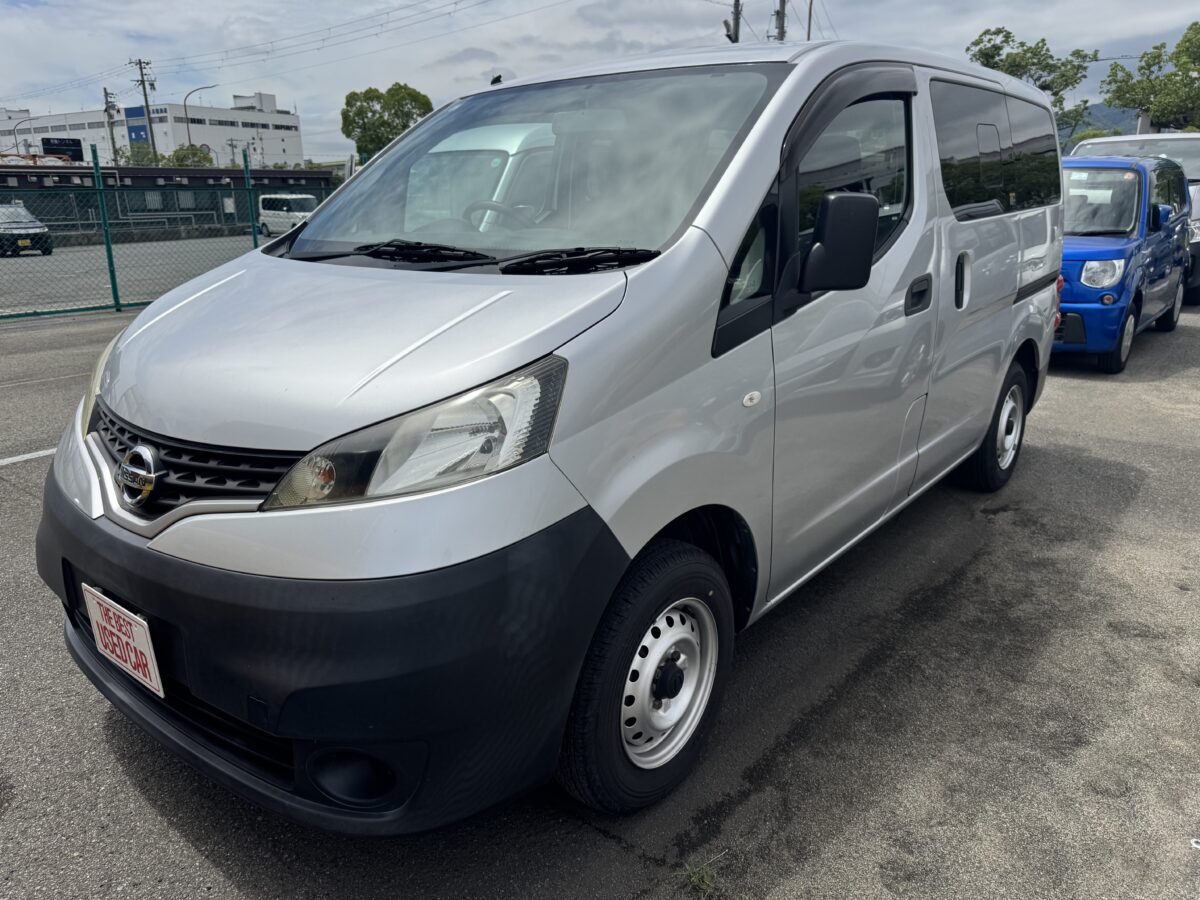 NV200バネットバン